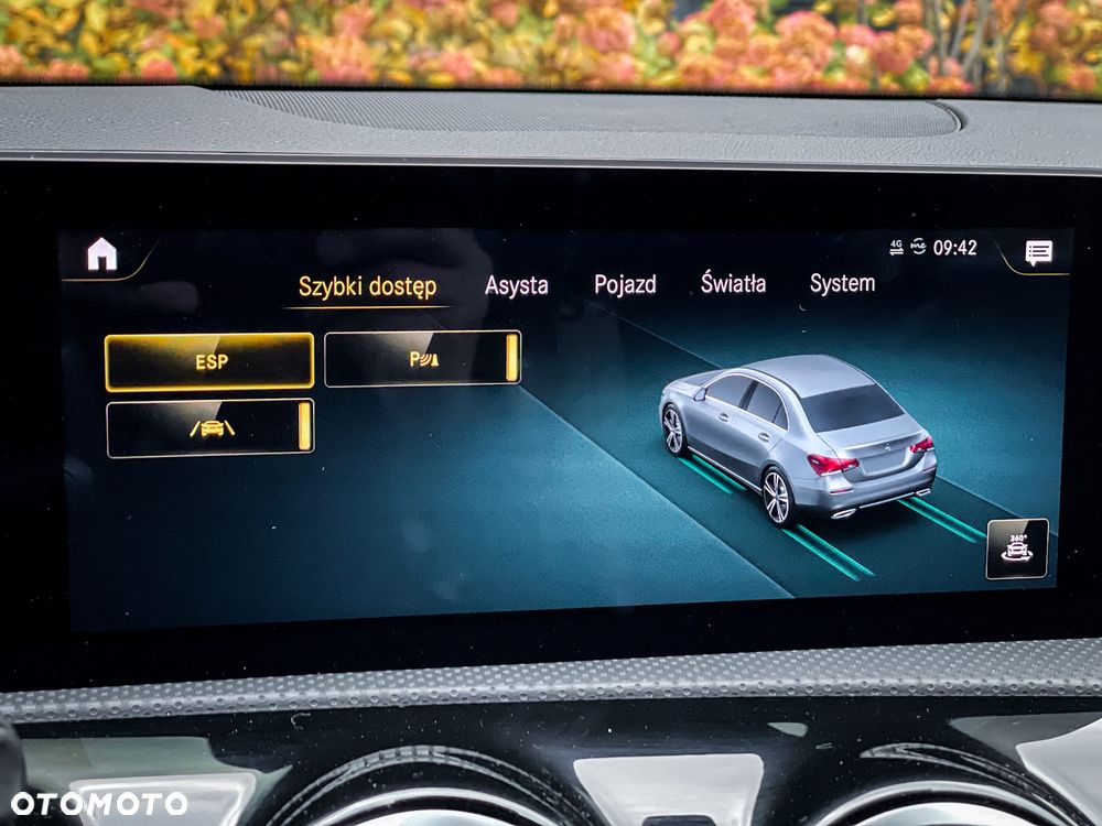 Mercedes-Benz Klasa A 180 7G-DCT AMG Line - 23