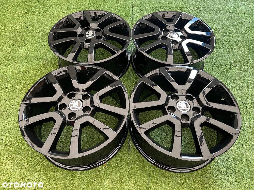 KOMPLET FELG FELGI ALU SKODA OCTAVIA YETI SUPERB 17 5X112 ET45 ORYGINALNE - 4