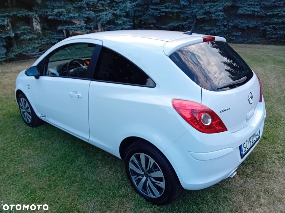 Opel Corsa 1.4 16V 150 Jahre - 15