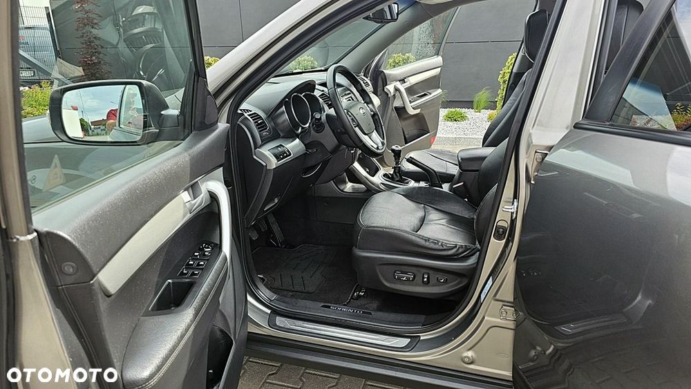 Kia Sorento - 14