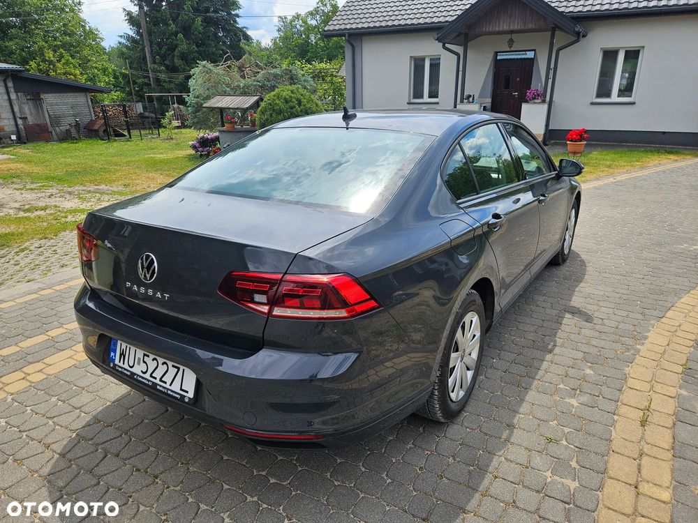 Volkswagen Passat 2.0 TDI SCR Highline - 2