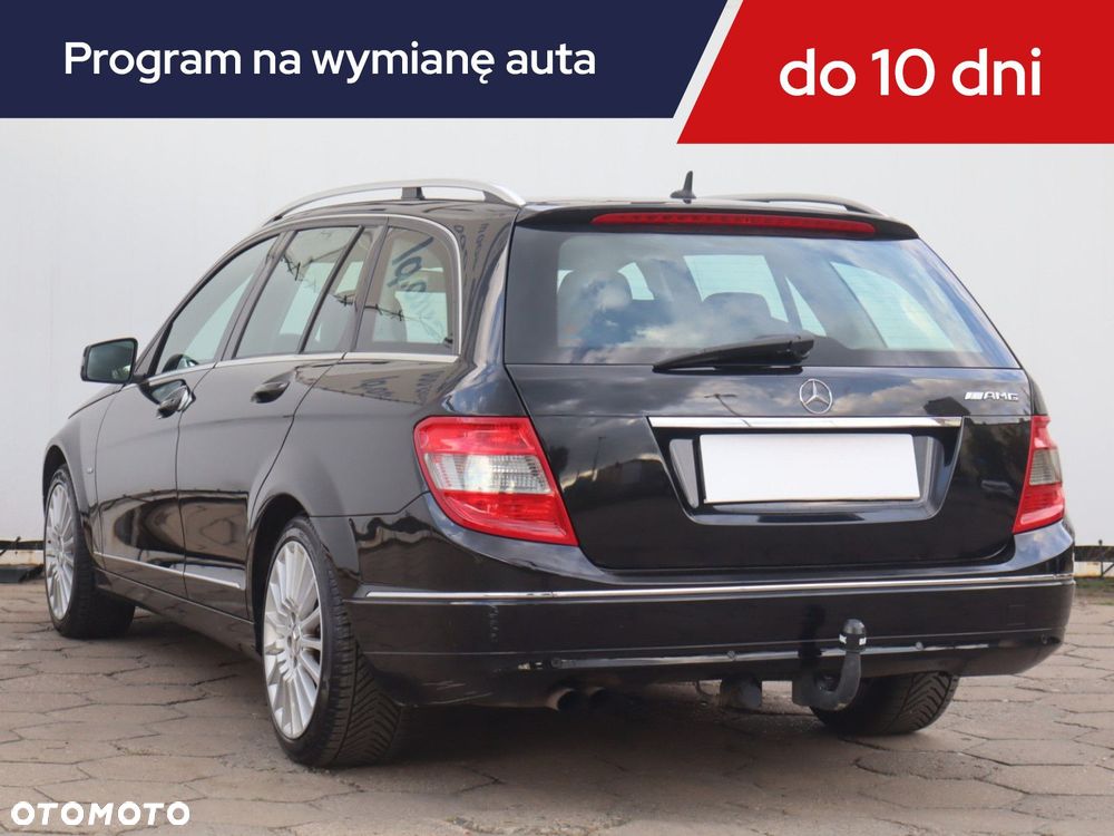 Mercedes-Benz C-Class 2010 photo 5