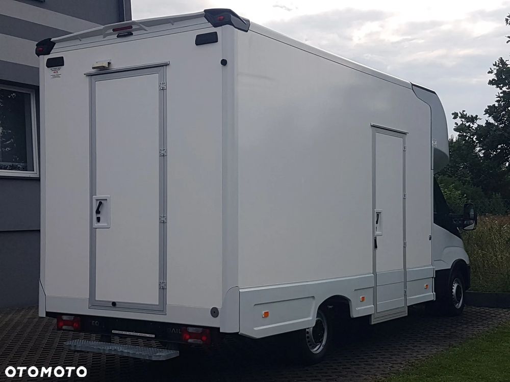 Iveco DAILY KONTENER NISKOPODŁOGOWY 4,44x2,23x2,43 SKLEP FOODTRUCK BAR KLIMA KONIOWÓZ KAMPER - 29