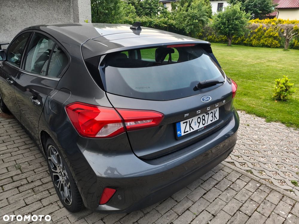 Ford Focus 2.0 EcoBlue Titanium X - 24
