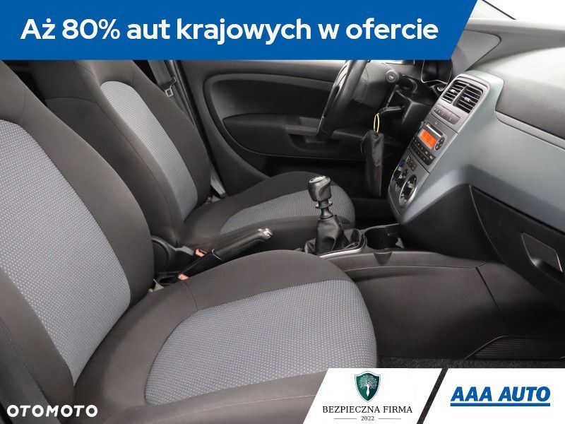 Fiat Grande Punto - 11