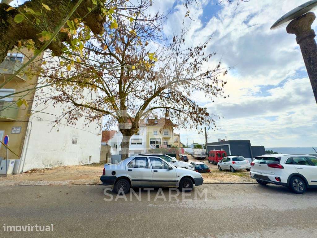 Terreno urbano de 826,74m2, em Santarém - Grande imagem: 3/12
