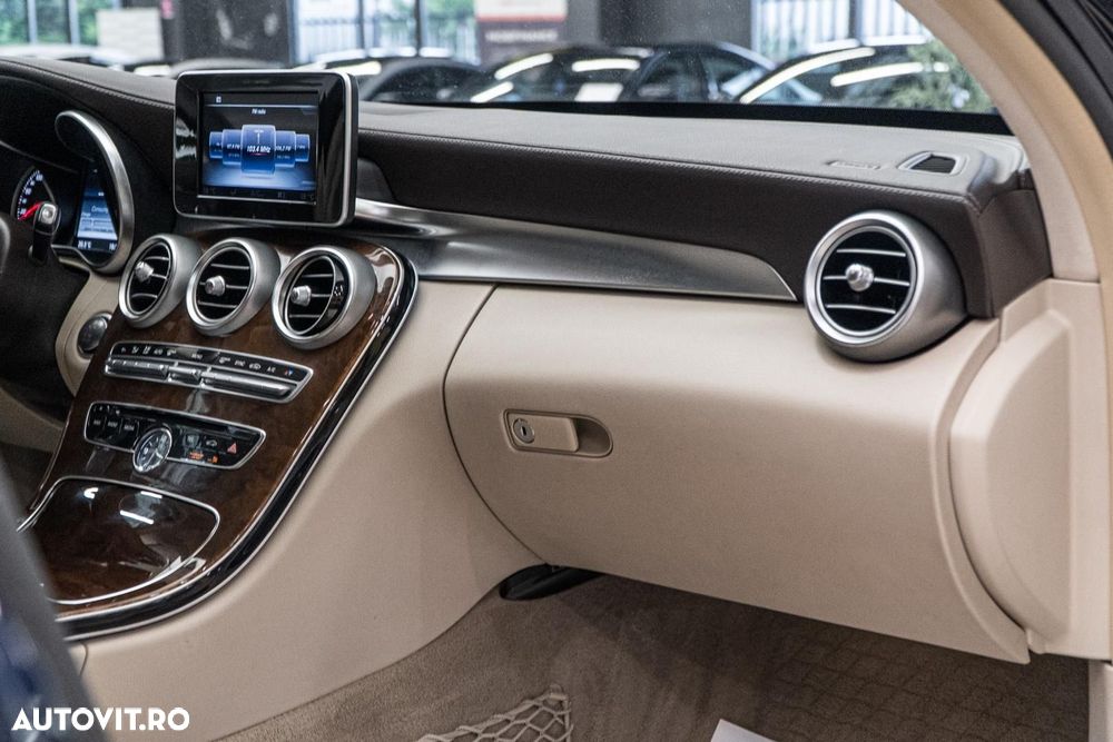 Mercedes-Benz C 220 d 9G-TRONIC Avantgarde - 31