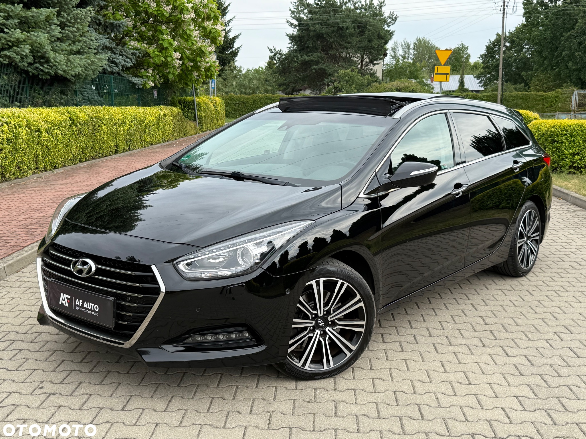 Hyundai i40 Kombi 1.7 CRDi Premium - 12
