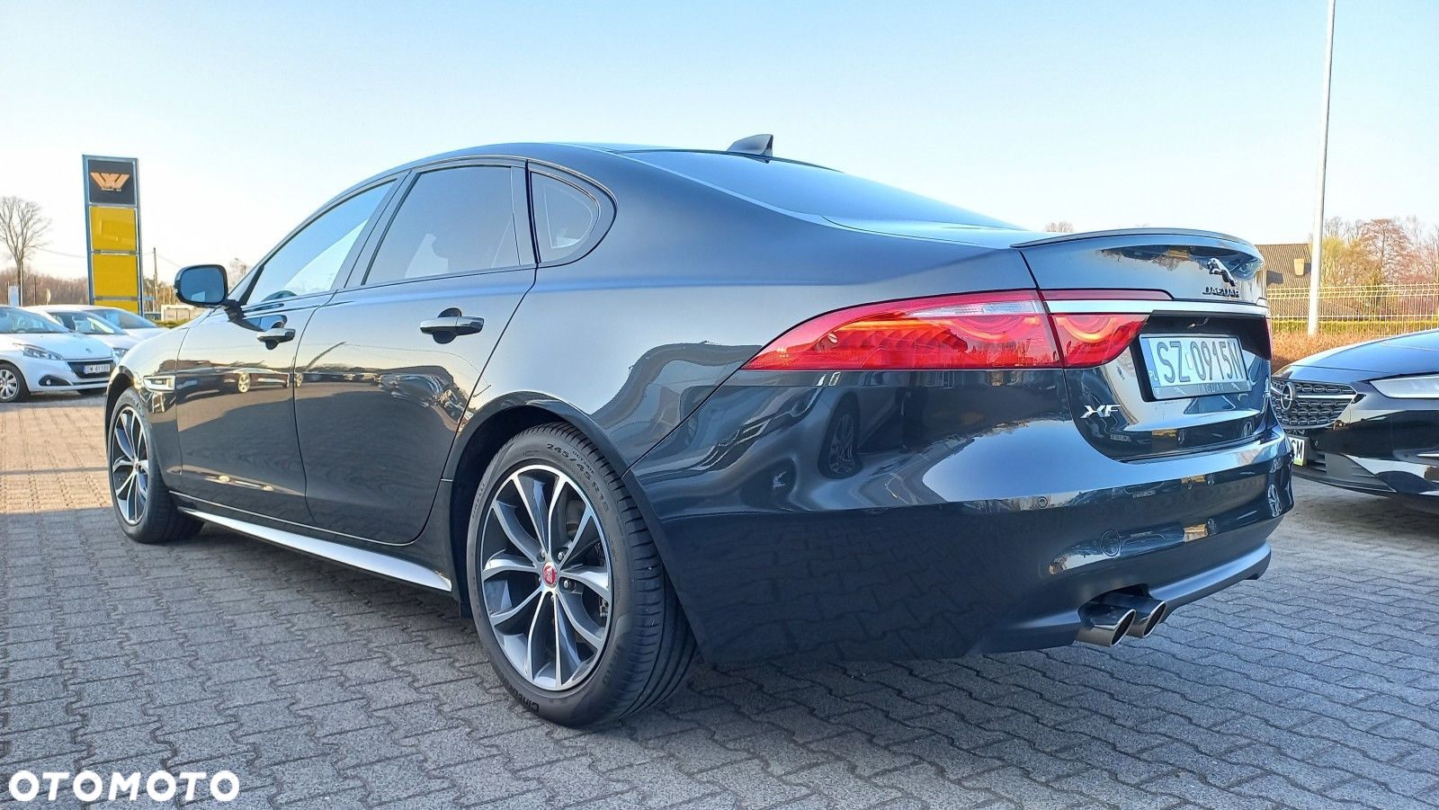 Jaguar XF - 3