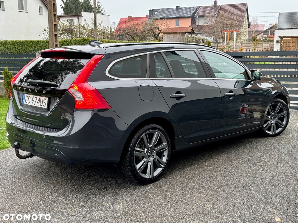 Volvo V60 D3 Summum - 20