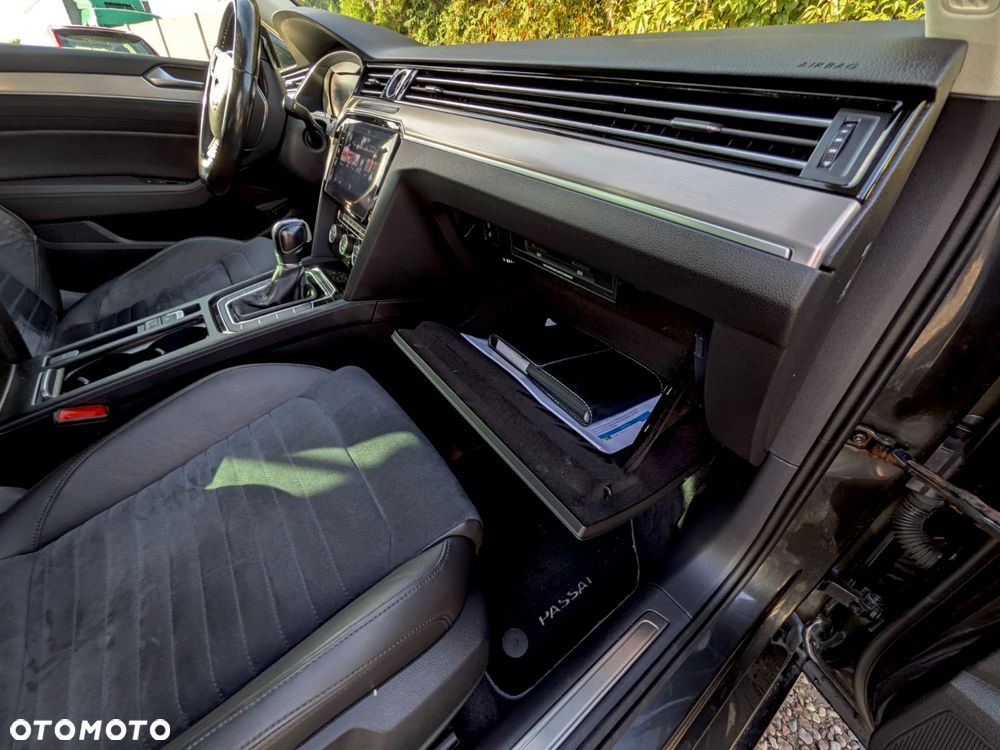 Volkswagen Passat 2.0 TDI SCR Highline DSG - 10