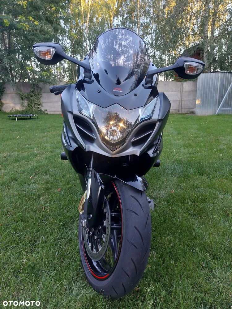 Suzuki GSX-R - 2