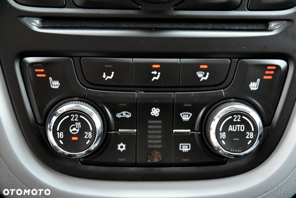 Opel Mokka 1.6 CDTI Cosmo S&S - 33