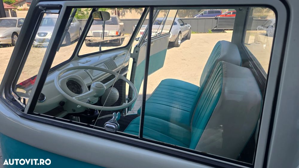 Volkswagen Transporter - 22