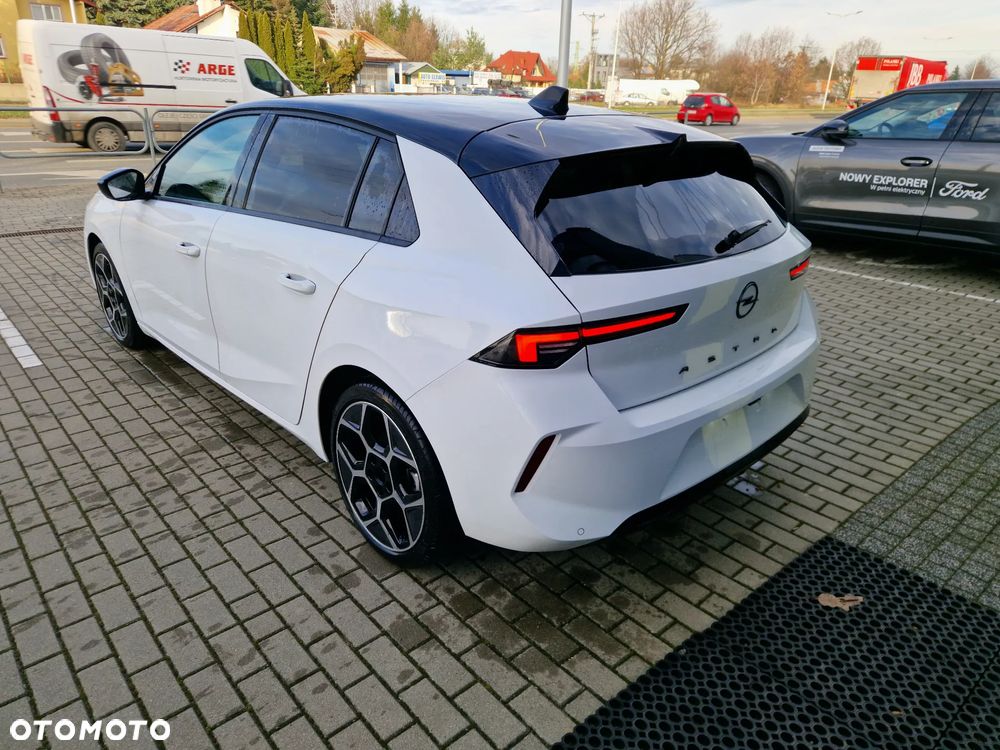 Opel Astra 1.2 T GS Line S&S - 6