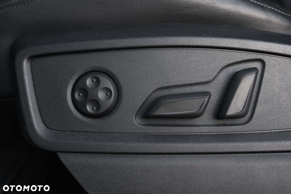 Audi Q5 Sportback - 33