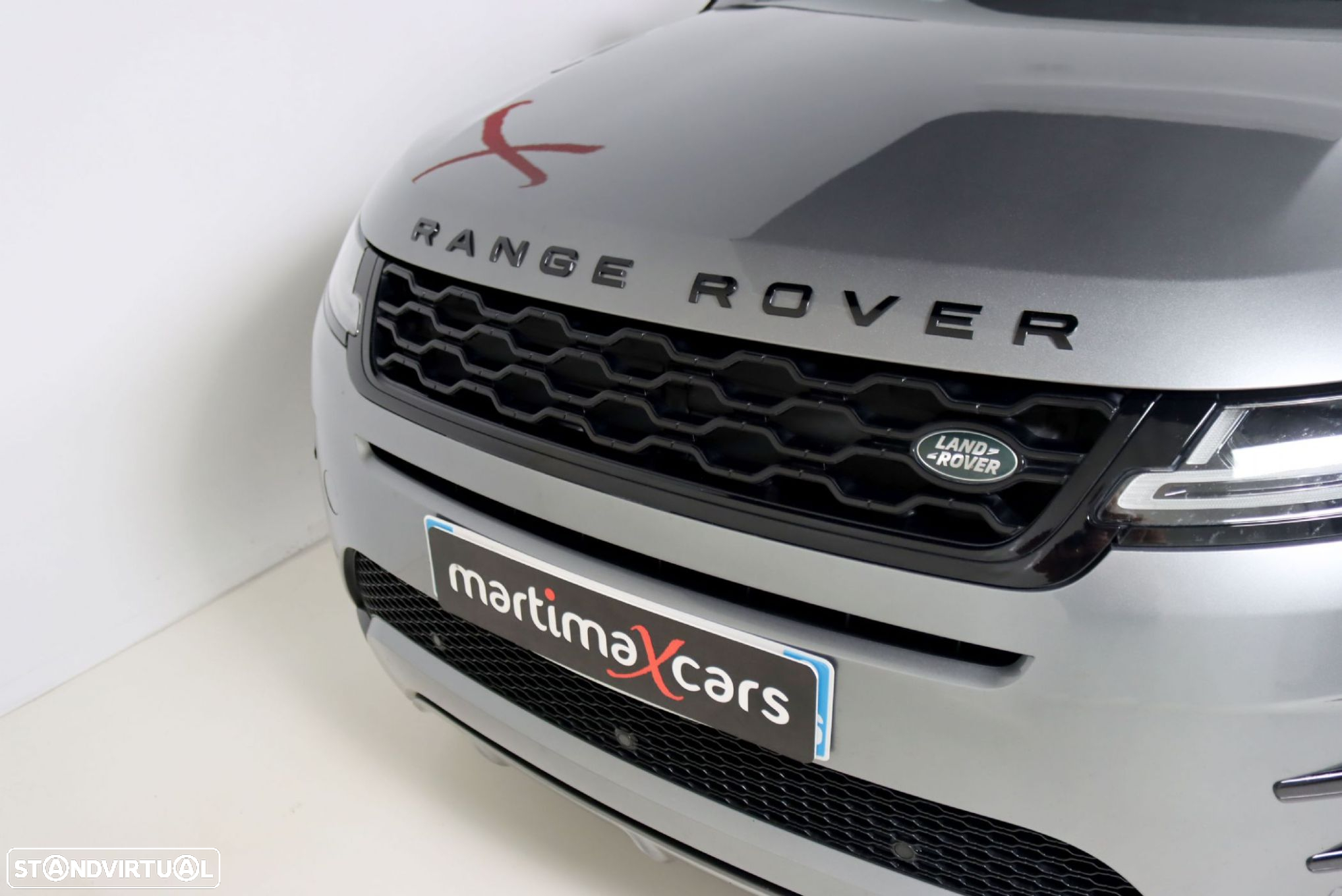 Land Rover Range Rover Evoque 2.0 D150 AWD R-Dynamic SE Auto - 8