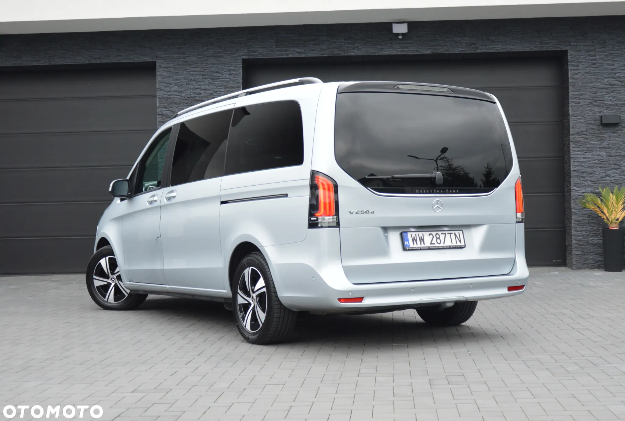 Mercedes-Benz Klasa V 250 d 9G-Tronic Style (d³ugi) - 4