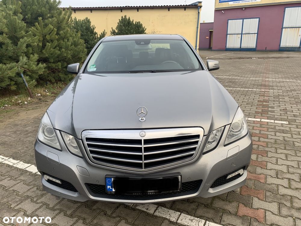 Mercedes-Benz Klasa E 350 CDI BlueEff Avantgarde - 2