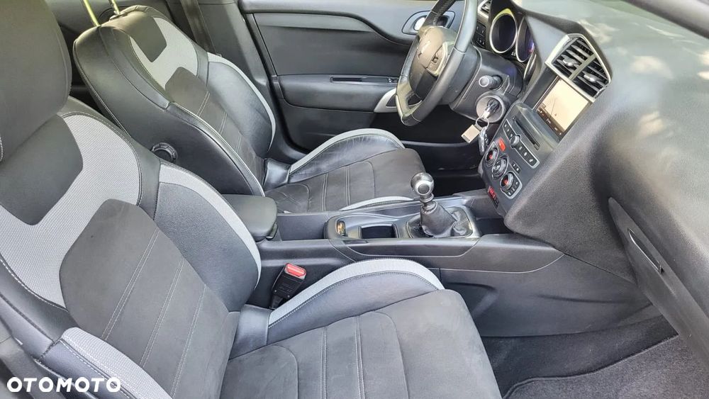 Citroën DS4 PureTech 130 Stop&Start SoChic - 12