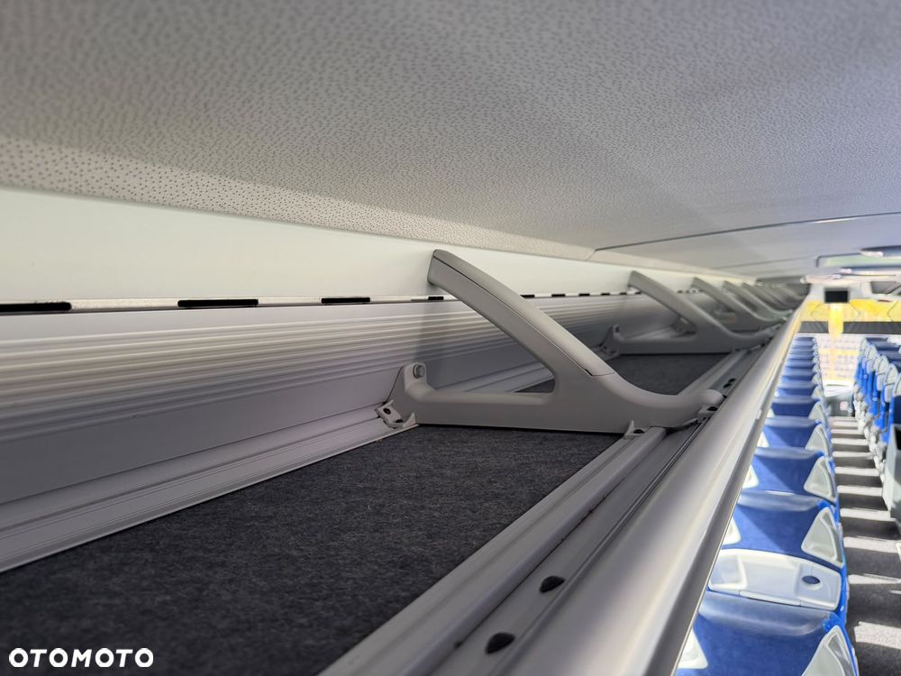 Mercedes-Benz Tourismo 17 RHD-L - 32