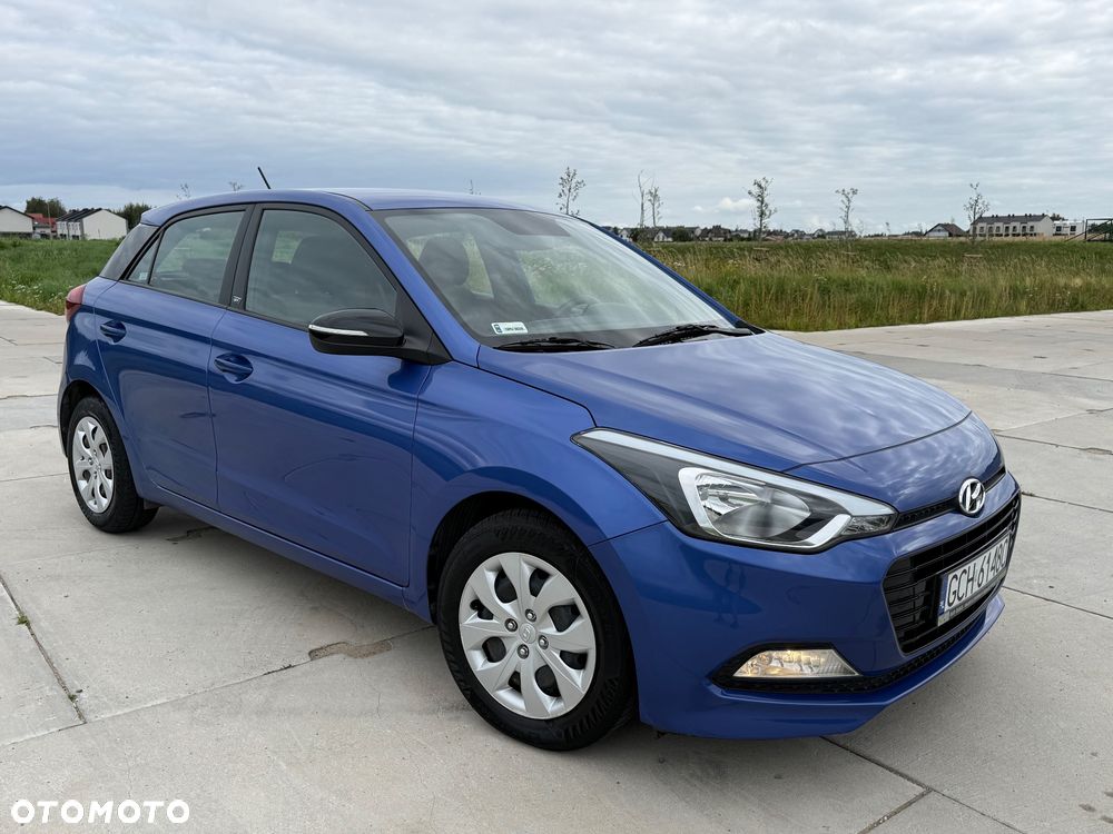 Hyundai i20 1.2 GO - 12