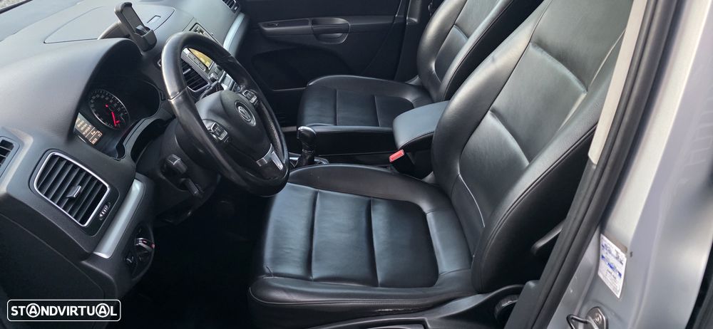 VW Sharan - 19