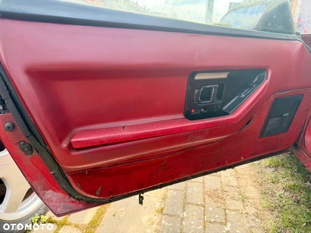 Chevrolet Corvette - 10