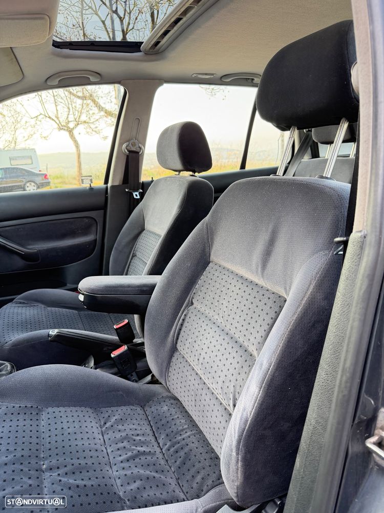 VW Golf 1.4i Confortline - 15