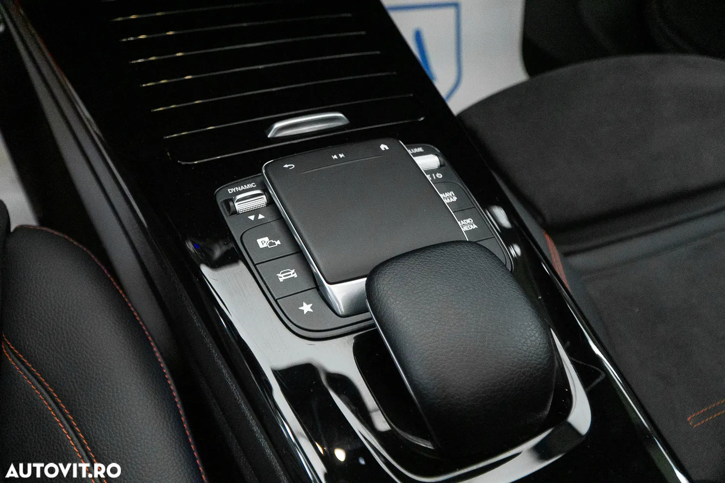 Mercedes-Benz CLA 200 7G-DCT AMG Line - 31