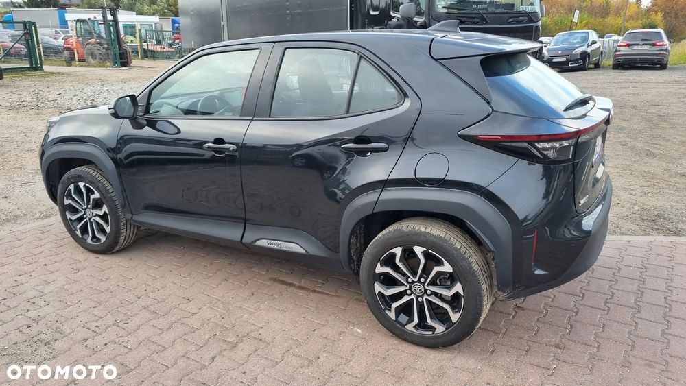 Toyota Yaris Cross Hybrid 1.5 Executive 4x4 - 7