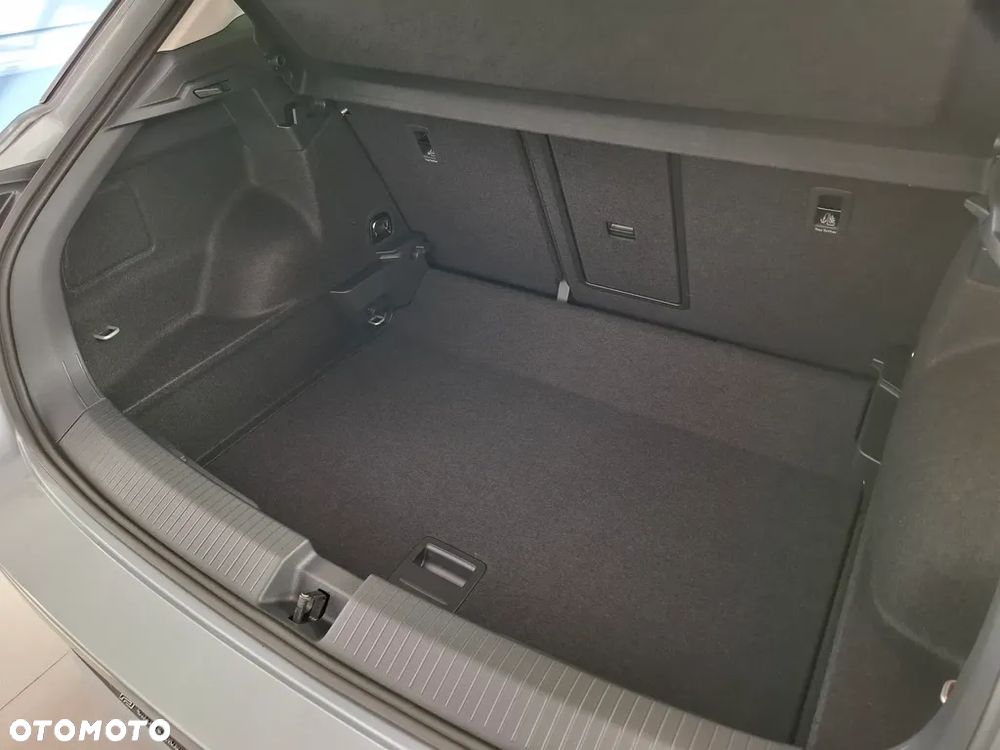 Volkswagen T-Roc - 4