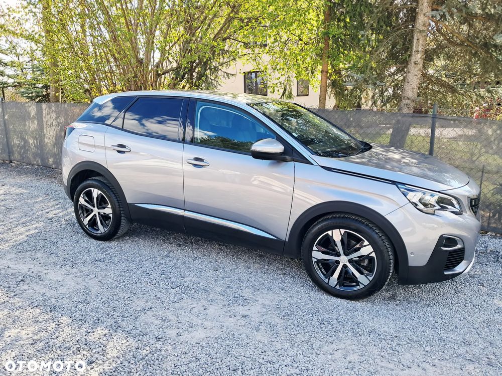 Peugeot 3008 1.2 PureTech GPF Allure S&S EAT8 - 1