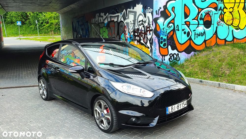 Ford Fiesta 1.6 EcoBoost ST - 26