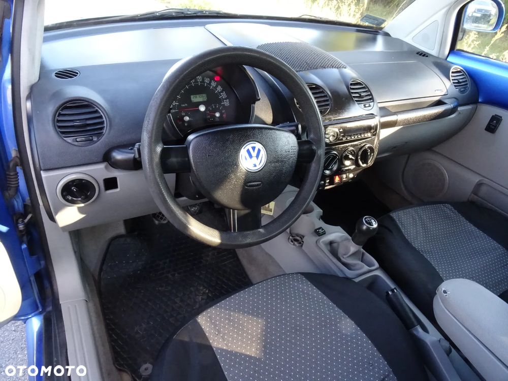 Volkswagen New Beetle 2.0 Domingo - 6