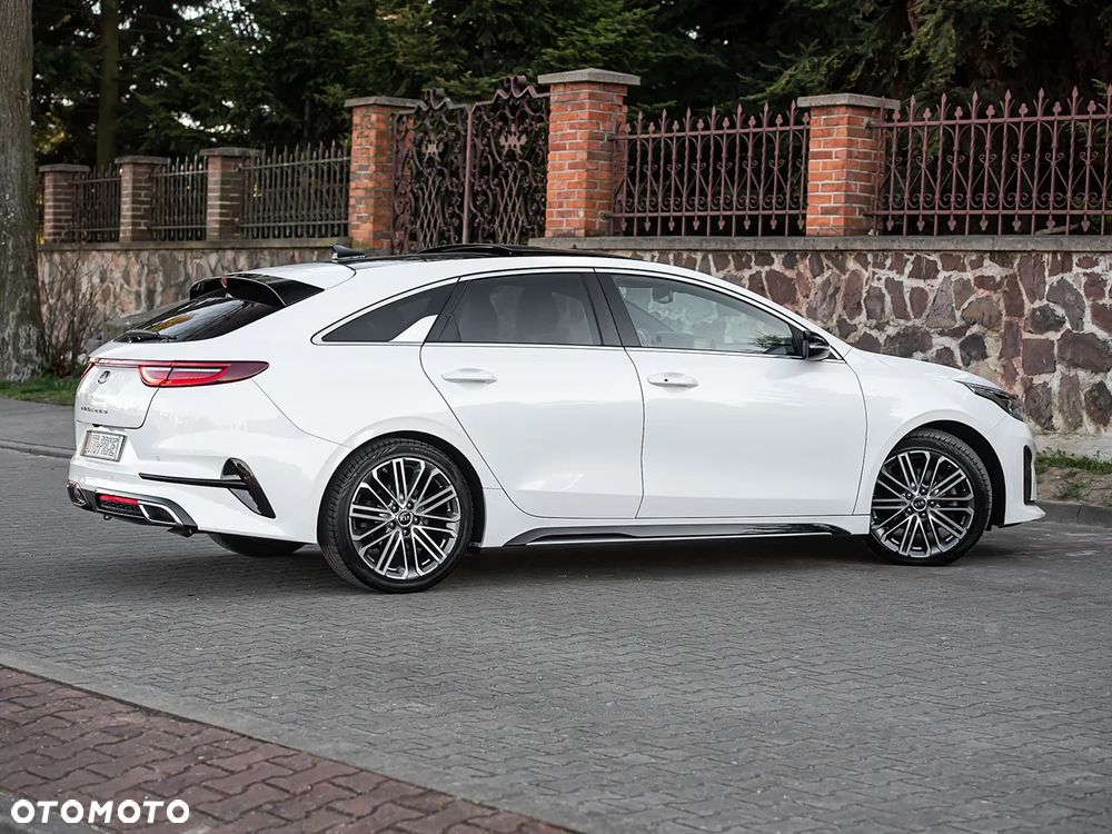 Kia ProCeed 1.4 T-GDI DCT7 OPF GT LINE - 14