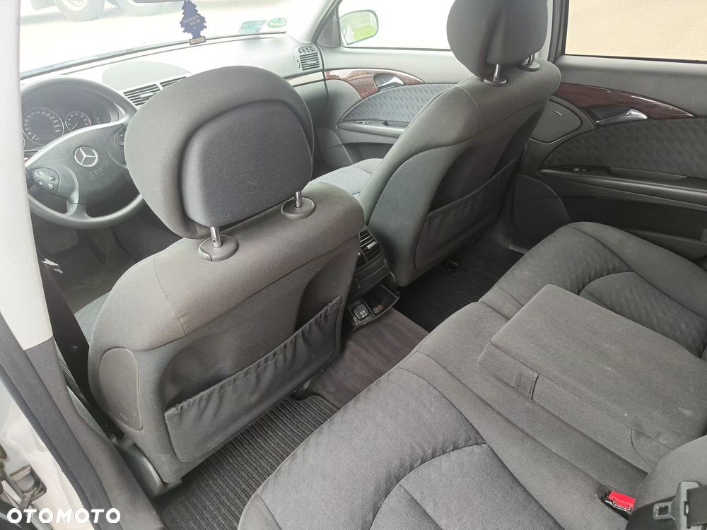 Mercedes-Benz Klasa E - 18