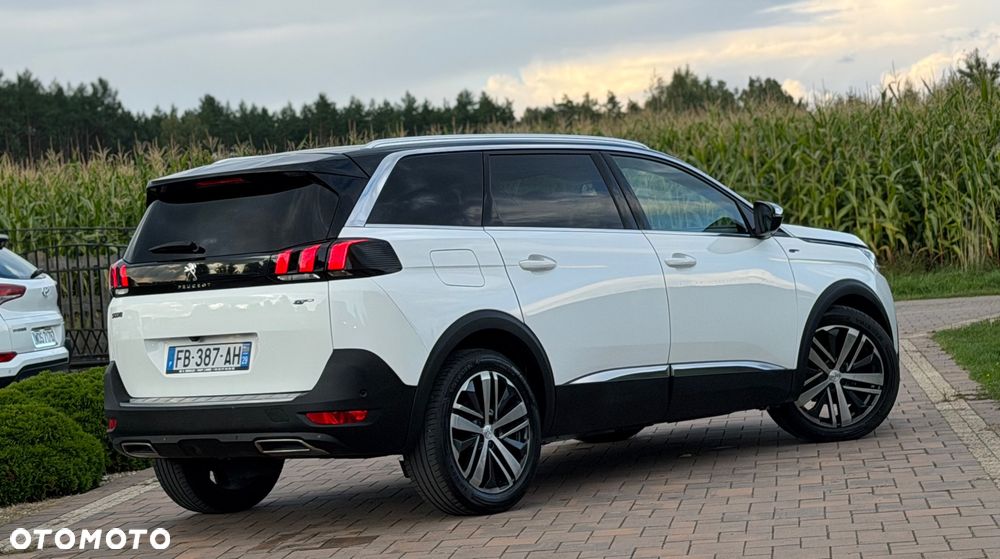 Peugeot 5008 - 24