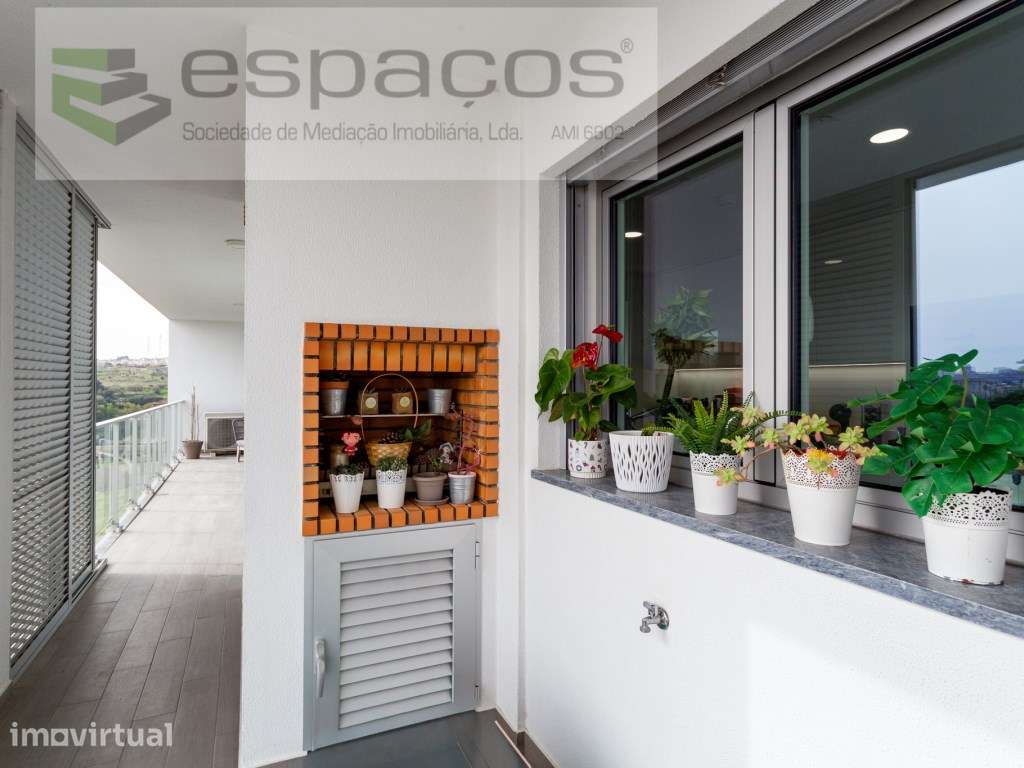 Excelente Penthouse T4 com Terraço Privativo, Varanda, Box , Vista ... - Grande imagem: 4/47