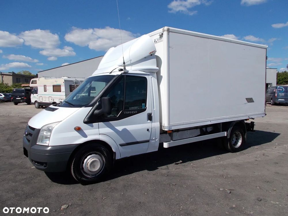 Ford Transit - 1