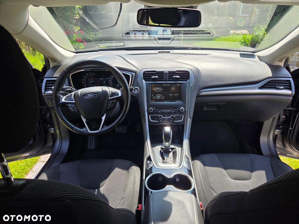 Ford Mondeo 2.0 TDCi Titanium PowerShift - 12