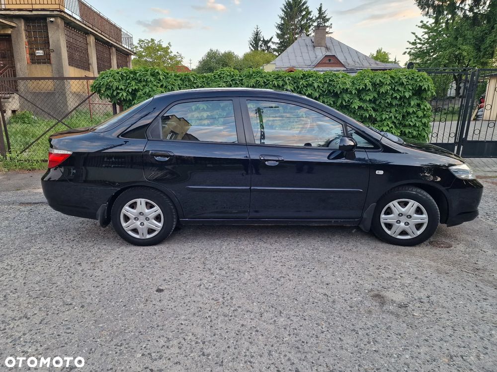 Honda City 1.4 Comfort - 11