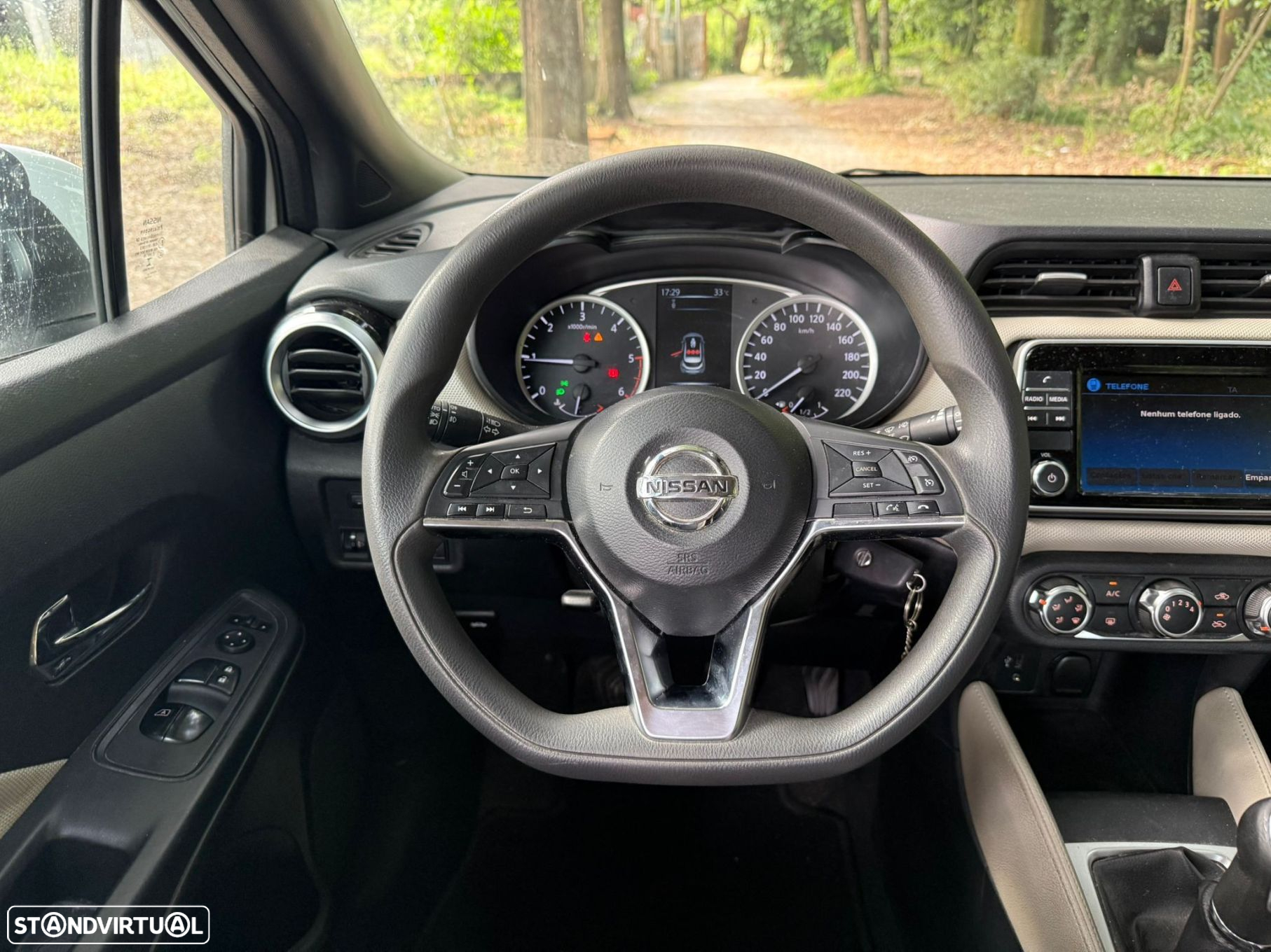 Nissan Micra 1.5 dCi N-Connecta - 11