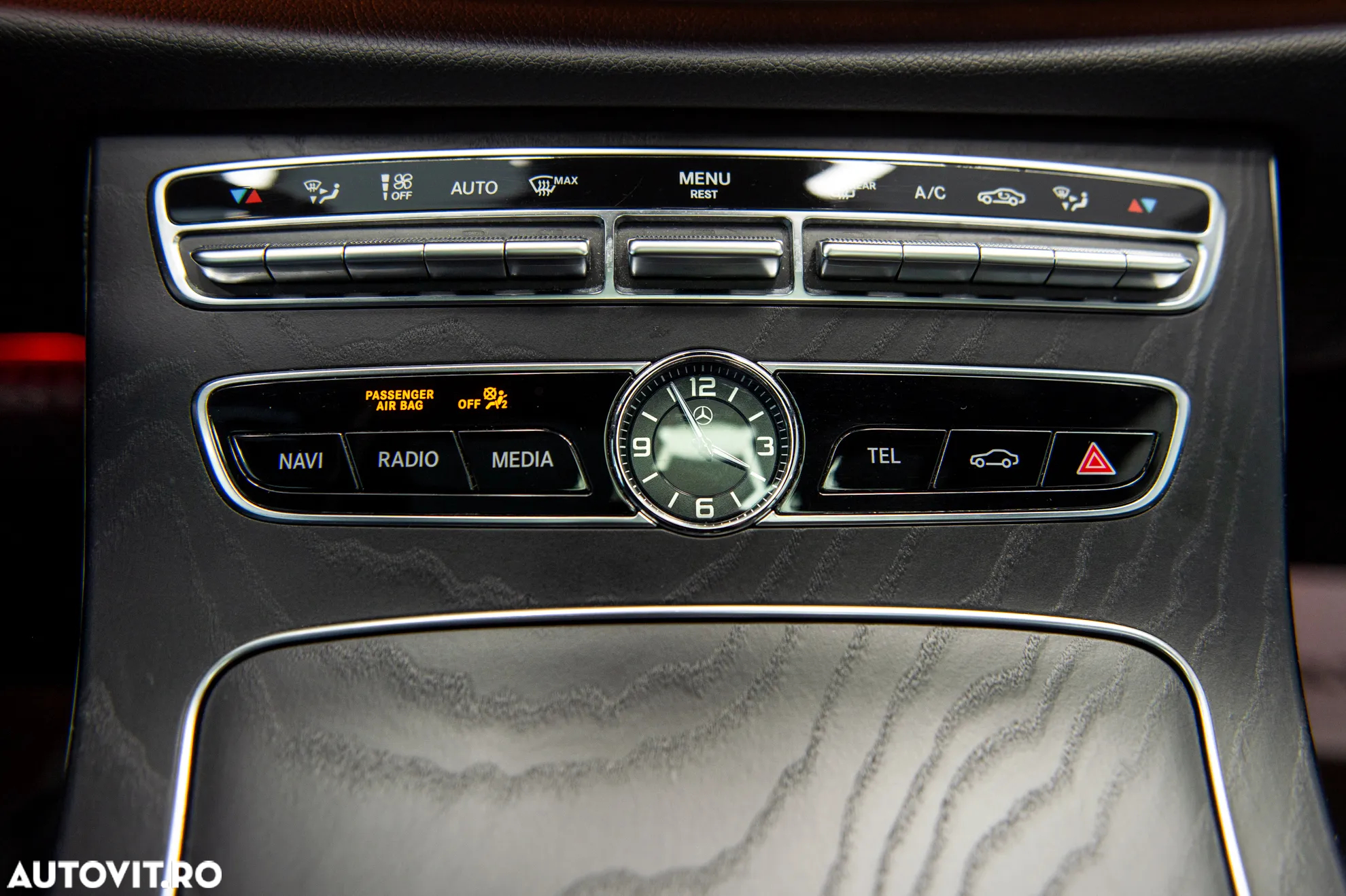 Mercedes-Benz E AMG 53 4Matic Coupe AMG Speedshift 9G-TRONIC - 24