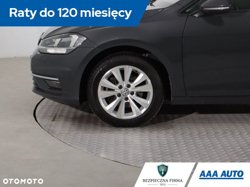Volkswagen Golf - 15