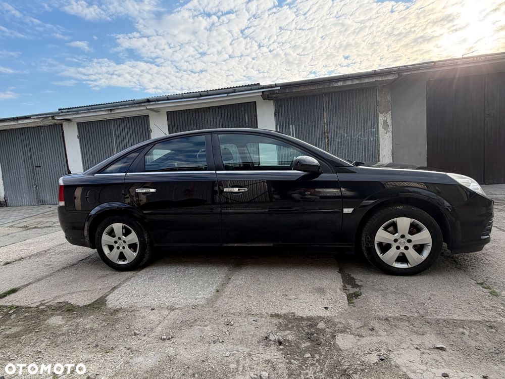 Opel Vectra 1.9 CDTI Sport / GTS - 2