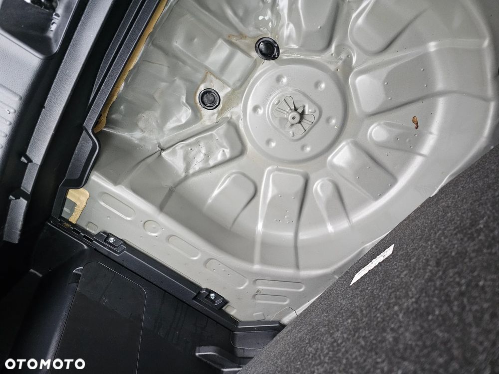 Toyota Yaris Cross Hybrid 1.5 Comfort - 27