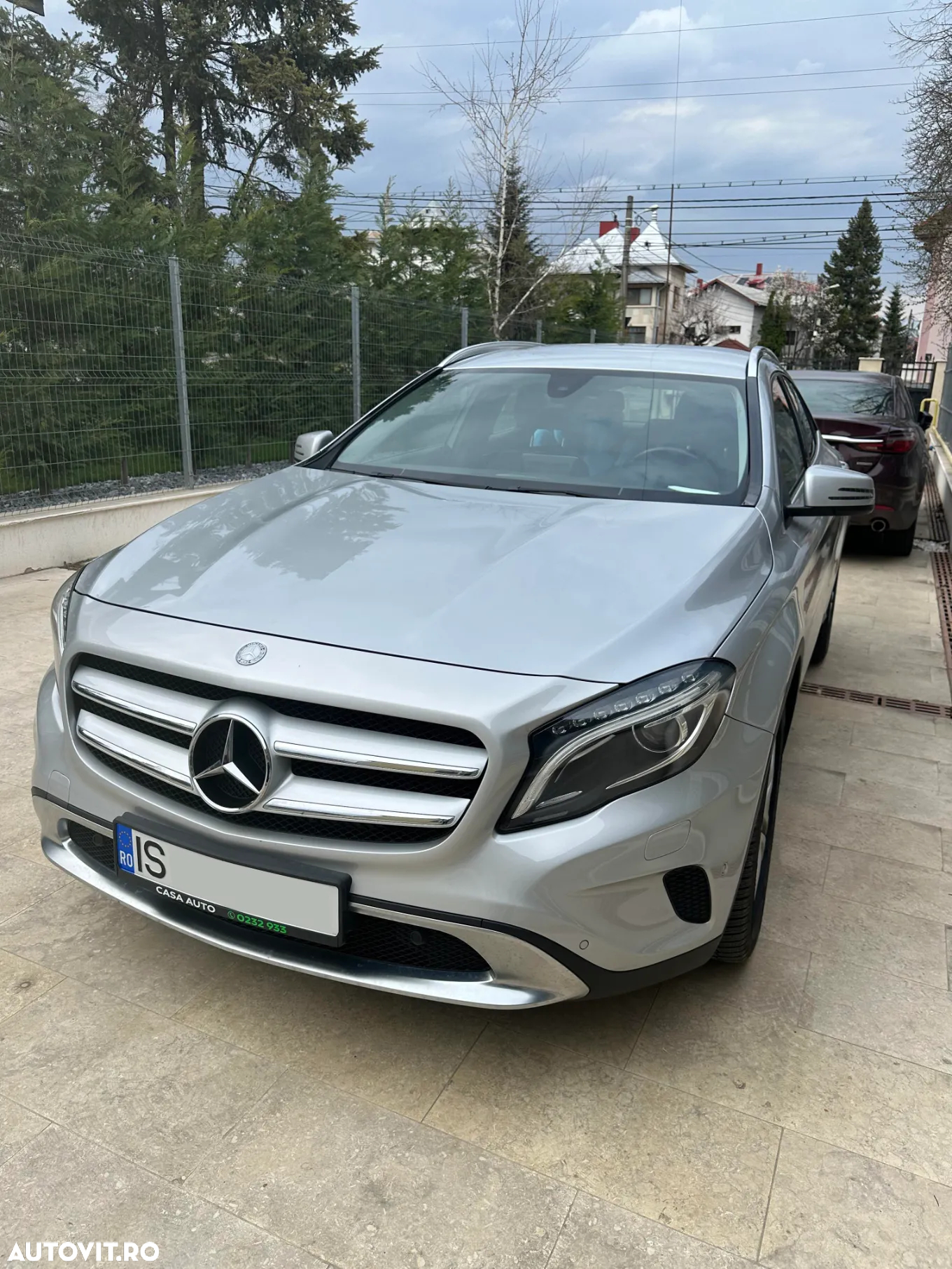 Mercedes-Benz GLA 180 - 6
