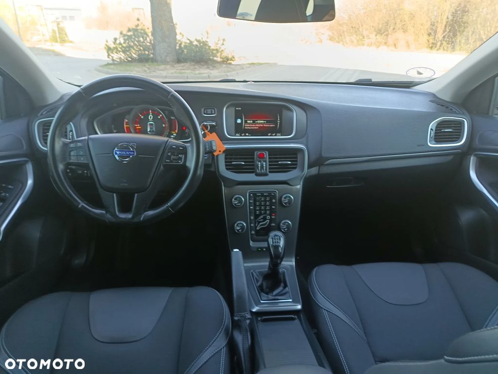 Volvo V40 D3 - 7