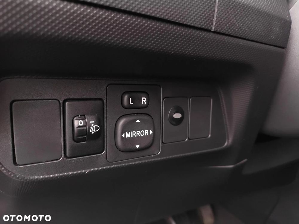 Toyota Auris - 10